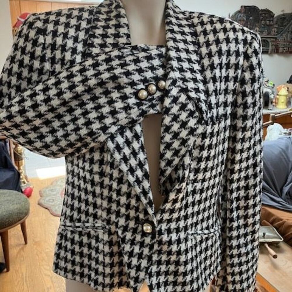 Vintage New Hounds tooth short jacket